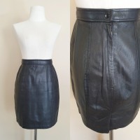 Black genuine leather vintage mini skirt	